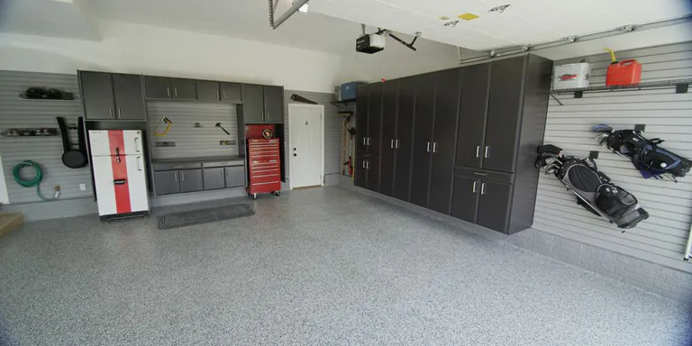 Residential garage floor with a flake epoxy finish